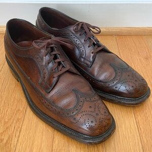Vtg Johnston & Murphy Wingtip Oxfords Men’s Size 10 Brown Dress Formal Career